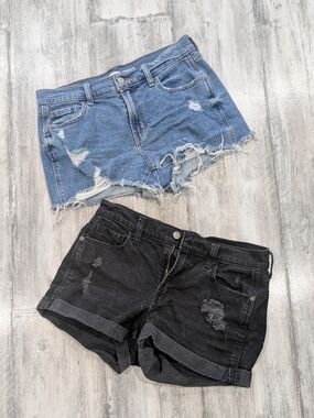 Old Navy Women's Distressed Jean Shorts - Blue and Black